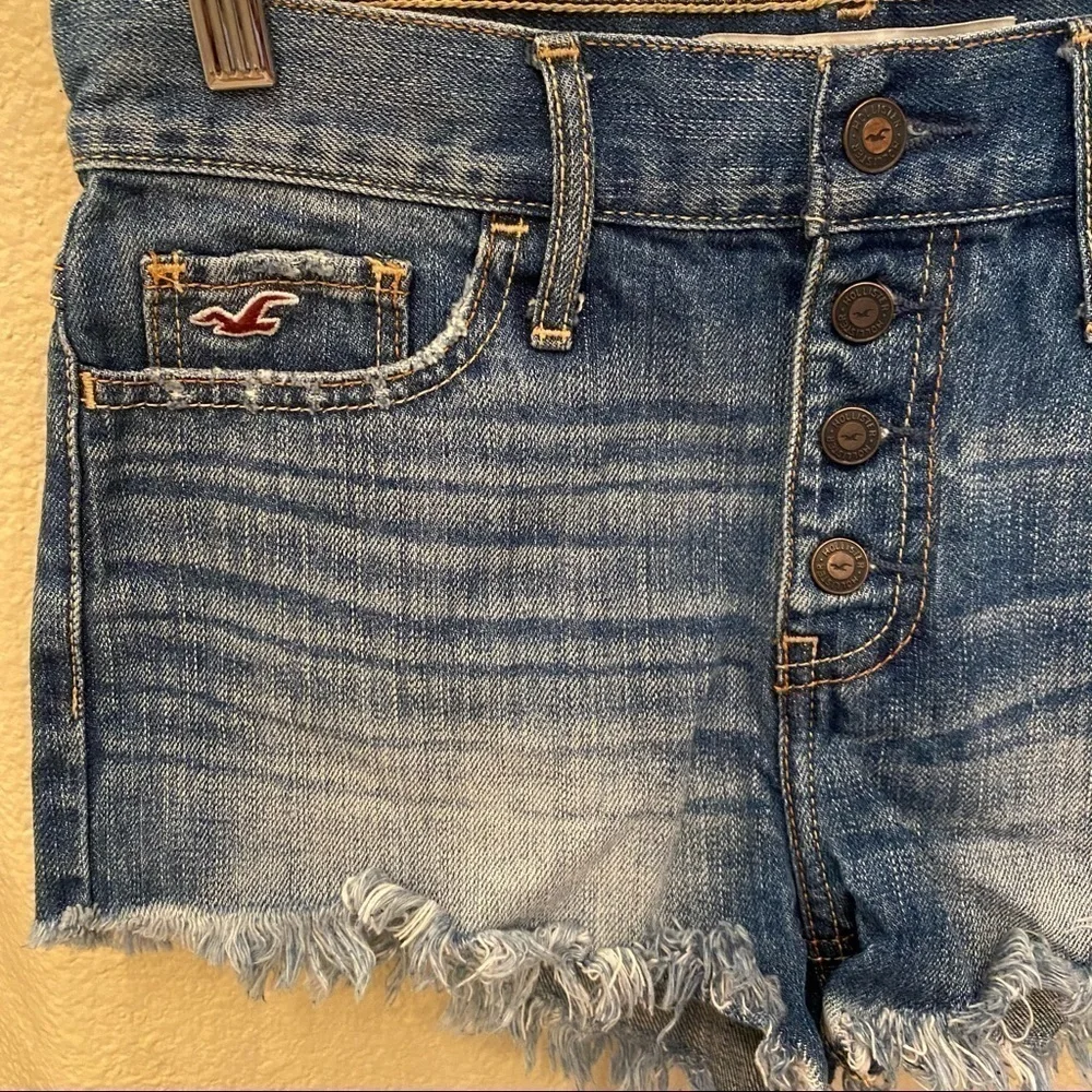 HOLLISTER Blue Raw Hem Jean Shorts Size 25 - Picture 3 of 7